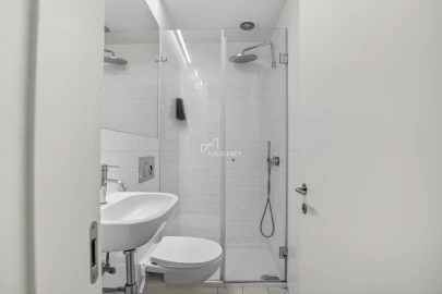 Apartamento T1 para Venda em Santa Maria Maior