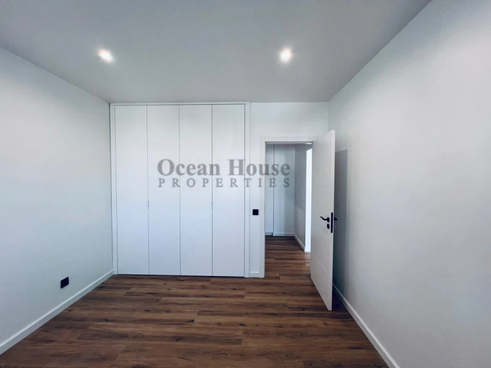 Apartamento T1 para Venda em Quarteira Foto 6