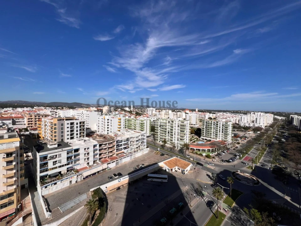 Apartamento T1 para Venda em Quarteira Foto 12