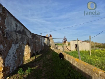Quinta T10 para Venda em Faro (Sé e São Pedro)