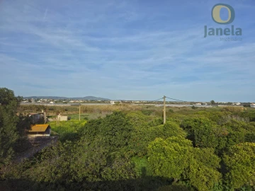Quinta T10 para Venda em Faro (Sé e São Pedro)