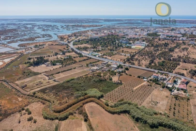 Quinta T10 para Venda em Faro (Sé e São Pedro)