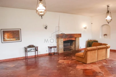 Quinta T7 para Venda em Bensafrim e Barão de São João