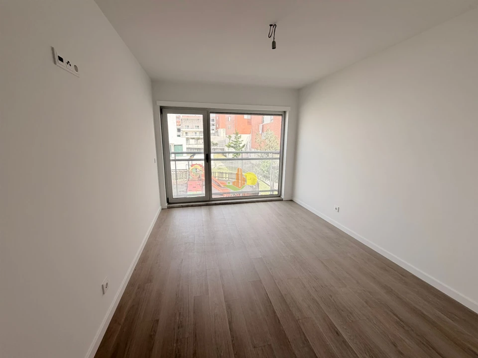 Apartamento T2 para Venda em Buarcos Foto 12