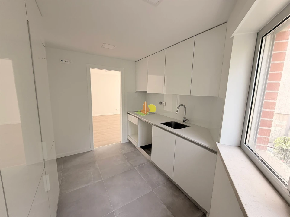 Apartamento T2 para Venda em Buarcos Foto 10