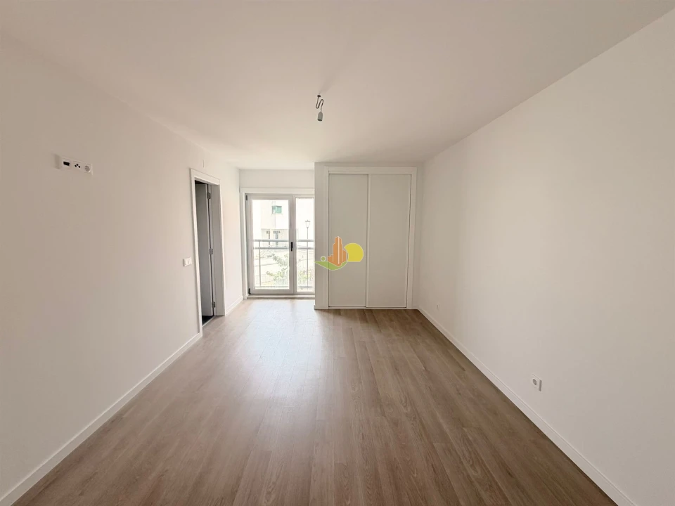 Apartamento T2 para Venda em Buarcos Foto 19