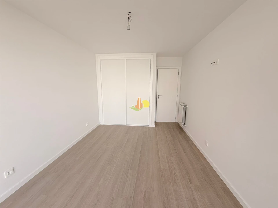 Apartamento T2 para Venda em Buarcos Foto 13