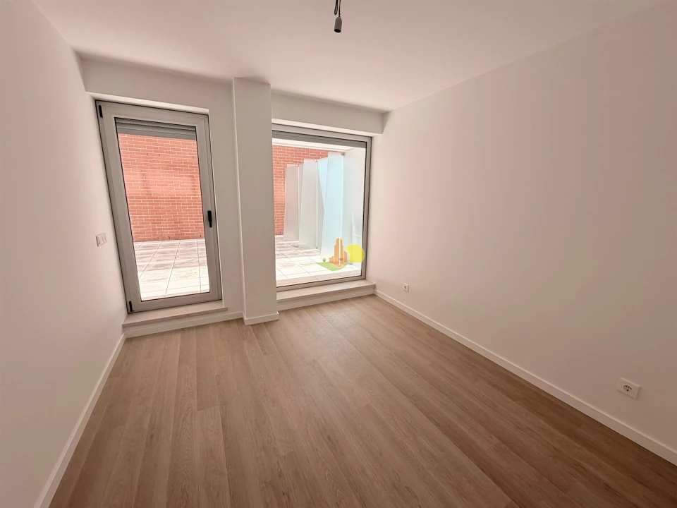 Apartamento T2 para Venda em Buarcos Foto 18