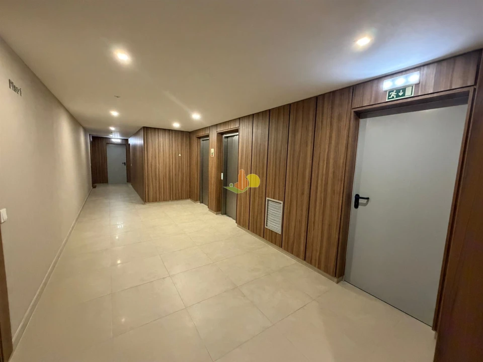 Apartamento T2 para Venda em Buarcos Foto 2