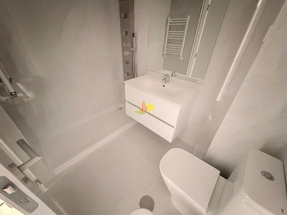 Apartamento T2 para Venda em Buarcos Foto 16