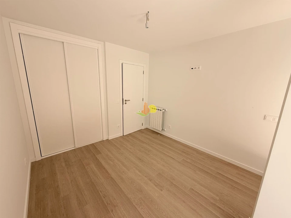 Apartamento T2 para Venda em Buarcos Foto 21