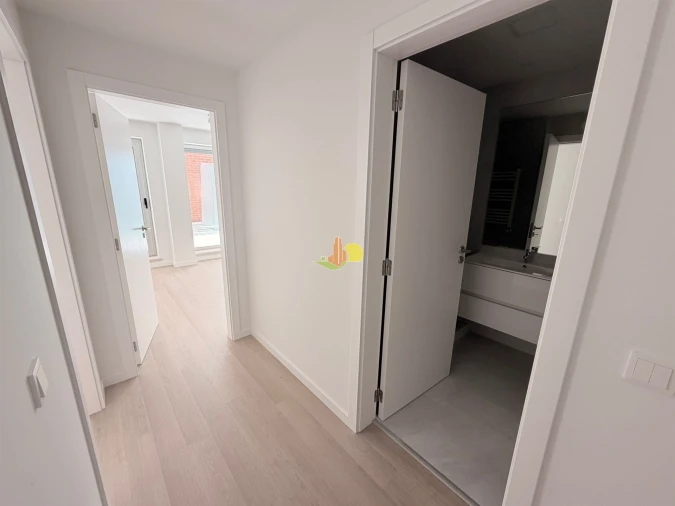 Apartamento T2 para Venda em Buarcos Foto 15
