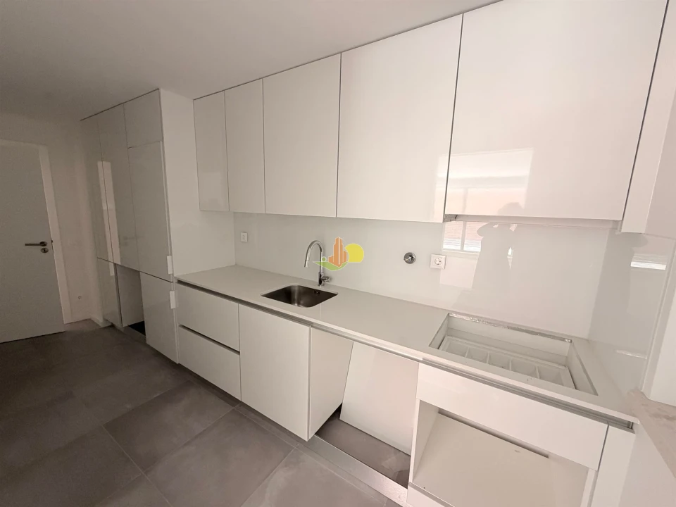 Apartamento T2 para Venda em Buarcos Foto 8