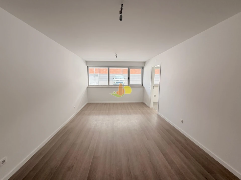 Apartamento T2 para Venda em Buarcos Foto 6