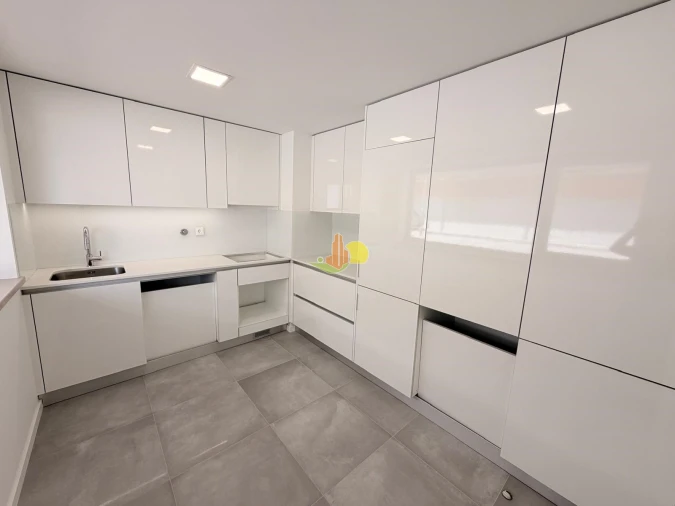 Apartamento T2 para Venda em Buarcos Foto 3