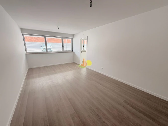 Apartamento T2 para Venda em Buarcos Foto 8