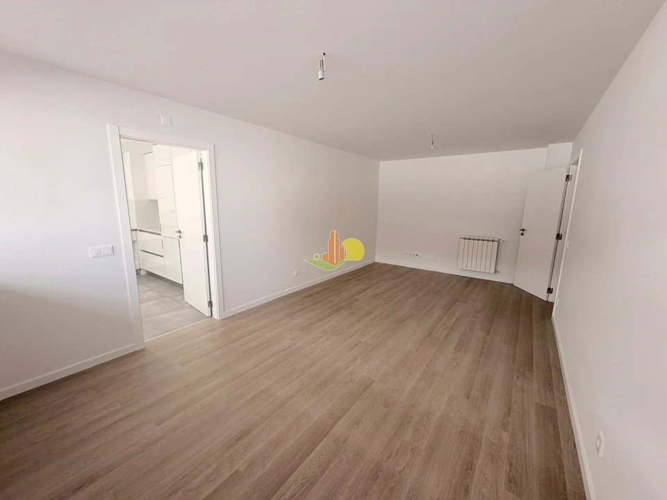 Apartamento T2 para Venda em Buarcos Foto 7
