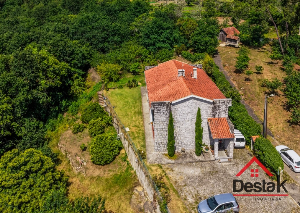 Moradia T3 para Venda em Carvalhais e Candal Foto 3