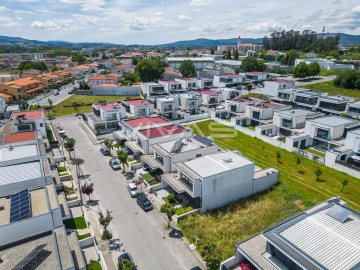 Moradia T3 para Venda em Vila de Prado