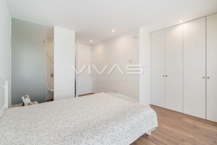 Moradia T3 para Venda em Vila de Prado Foto 23