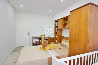 Apartamento T3 para Venda em Silvares, Pias, Nogueira e Alvarenga