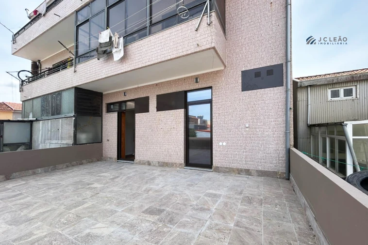 Apartamento T2 para Venda em Vila do Conde Foto 3