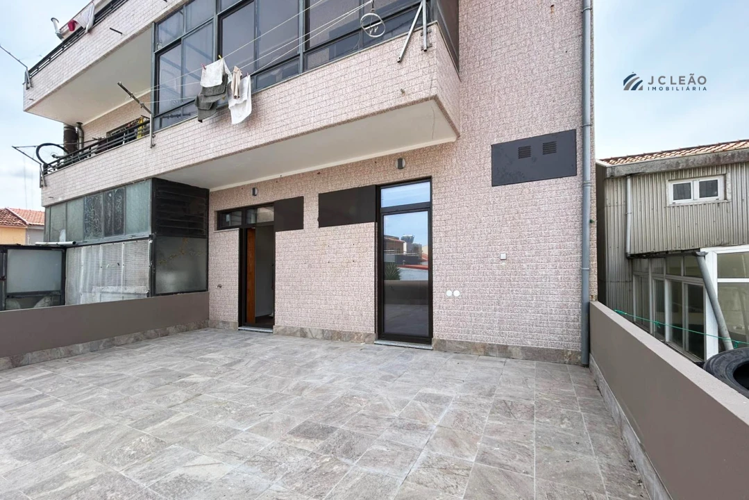 Apartamento T2 para Venda em Vila do Conde Foto 3