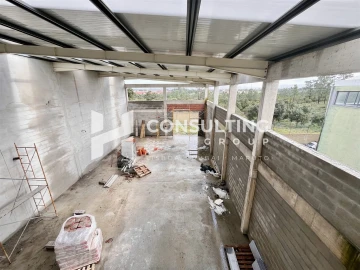 Armazém para Venda em Seixal, Arrentela e Aldeia de Paio Pires
