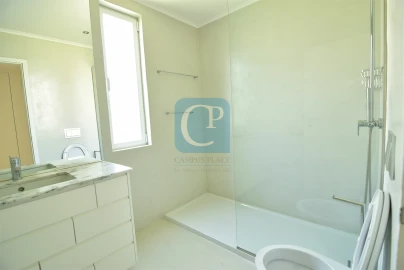 Apartamento T2 para Arrendamento em Lordelo do Ouro e Massarelos