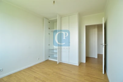 Apartamento T2 para Arrendamento em Lordelo do Ouro e Massarelos