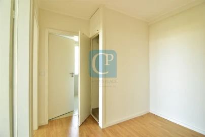 Apartamento T2 para Arrendamento em Lordelo do Ouro e Massarelos
