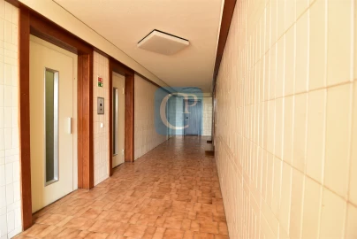 Apartamento T2 para Arrendamento em Lordelo do Ouro e Massarelos