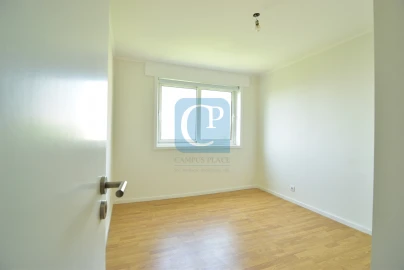 Apartamento T2 para Arrendamento em Lordelo do Ouro e Massarelos