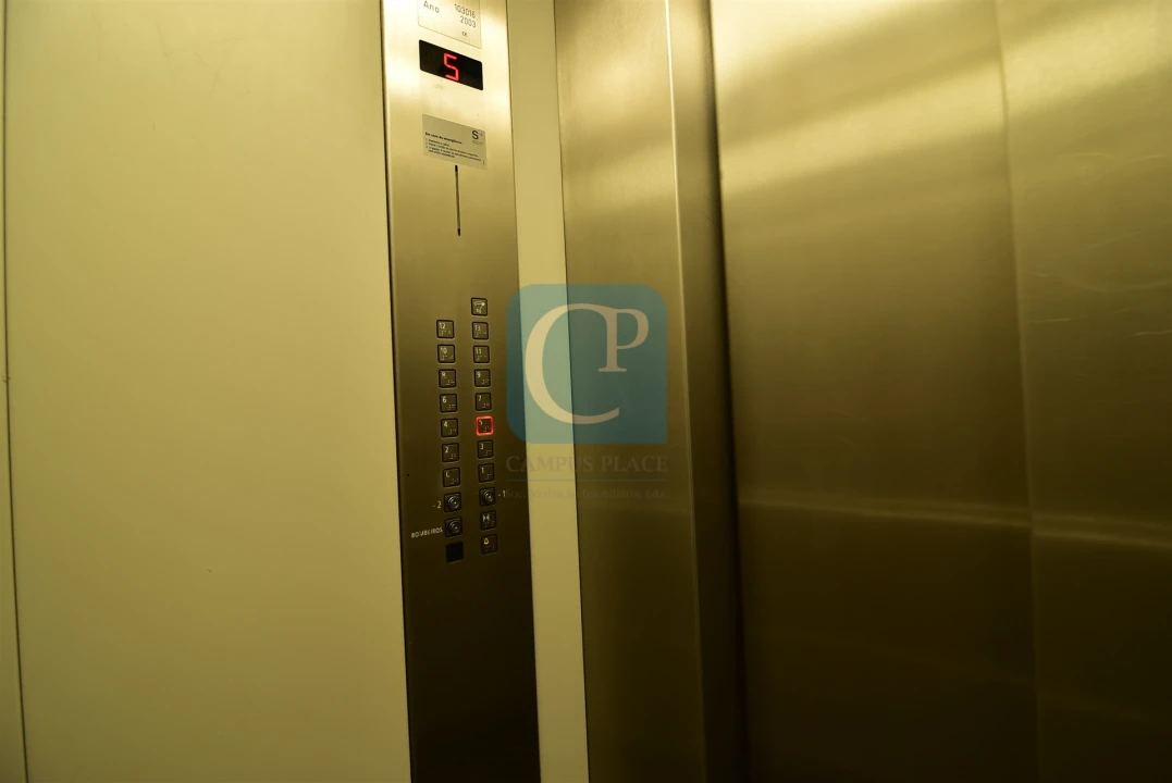 Apartamento T2 para Arrendamento em Lordelo do Ouro e Massarelos Foto 2