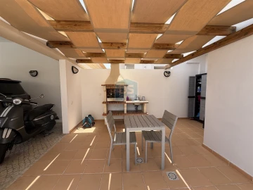Moradia T2 para Venda em Albufeira e Olhos de Água