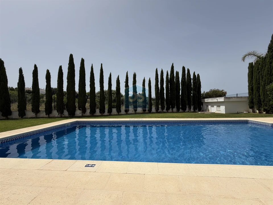 Moradia T2 para Venda em Albufeira e Olhos de Água Foto 4