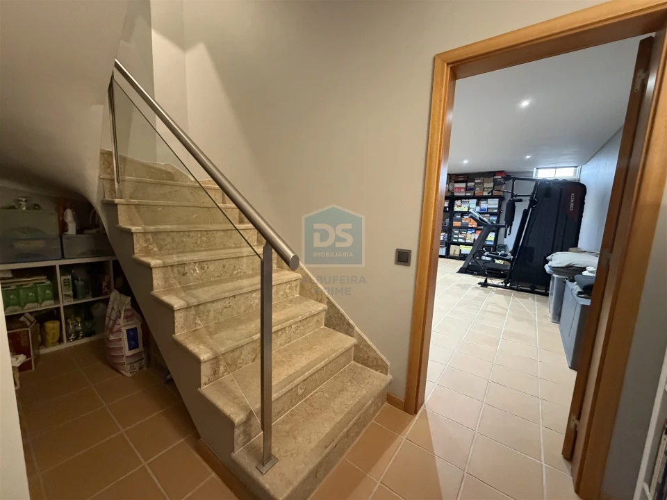 Moradia T2 para Venda em Albufeira e Olhos de Água Foto 50