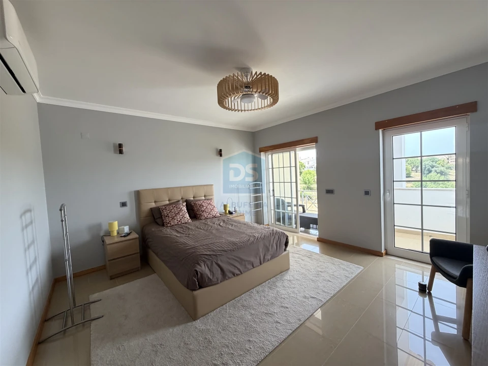Moradia T2 para Venda em Albufeira e Olhos de Água Foto 36