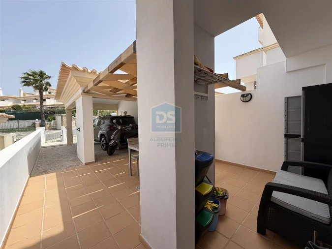 Moradia T2 para Venda em Albufeira e Olhos de Água Foto 8
