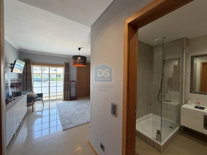 Moradia T2 para Venda em Albufeira e Olhos de Água Foto 43