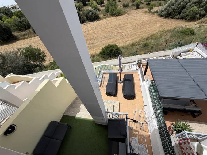 Moradia T2 para Venda em Albufeira e Olhos de Água Foto 40
