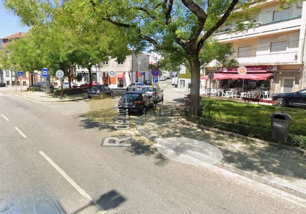 Apartamento T2 para Venda em Paranhos Foto 6
