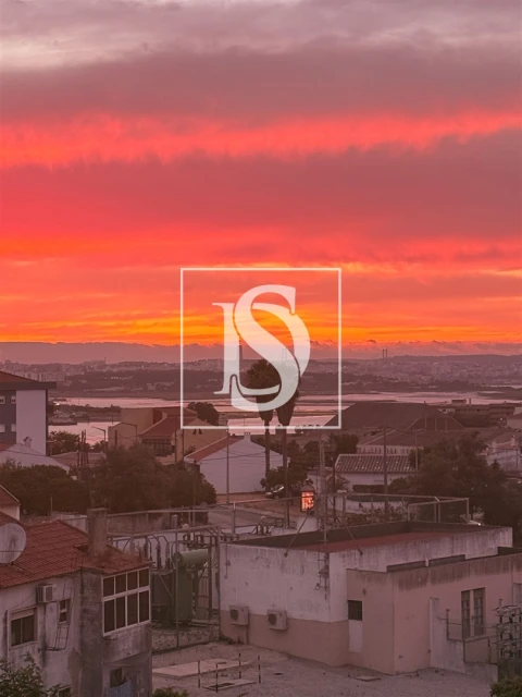Apartamento T2 para Venda em Seixal, Arrentela e Aldeia de Paio Pires