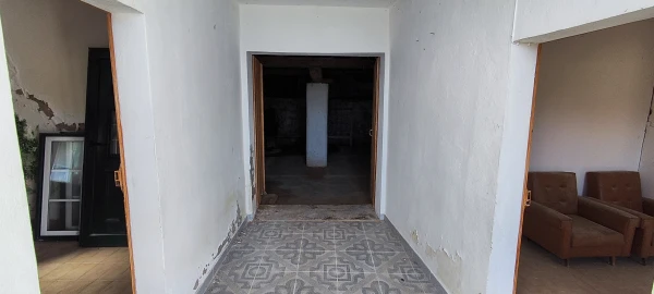 Moradia T3 para Venda em Miragaia e Marteleira