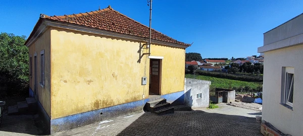 Moradia T3 para Venda em Miragaia e Marteleira