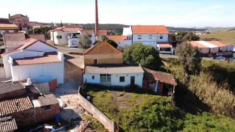 Moradia T3 para Venda em Miragaia e Marteleira