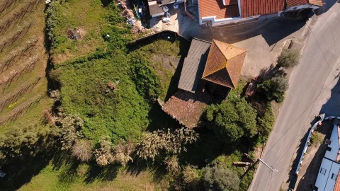 Moradia T3 para Venda em Miragaia e Marteleira