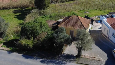 Moradia T3 para Venda em Miragaia e Marteleira