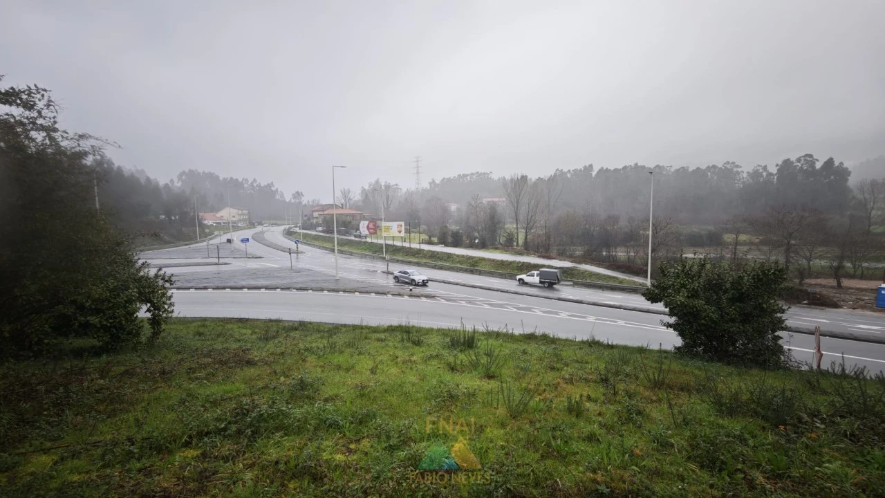Terreno Comércio / Armazém para Venda em Anais Foto 1