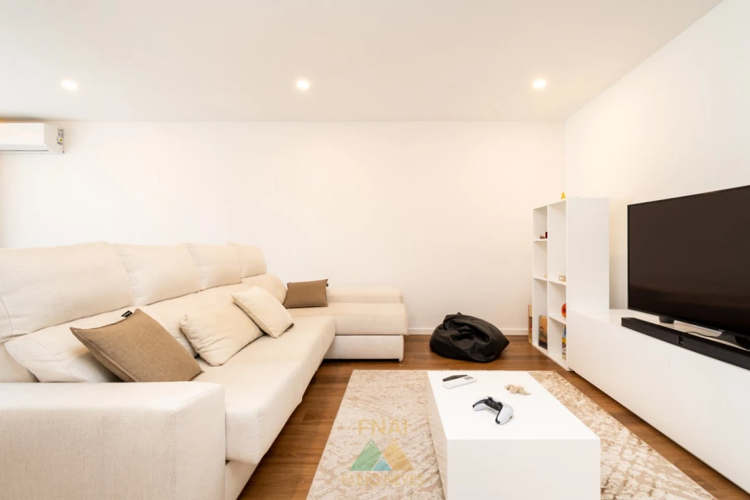 Apartamento T3 para Venda em Vade (São Tome) Foto 1